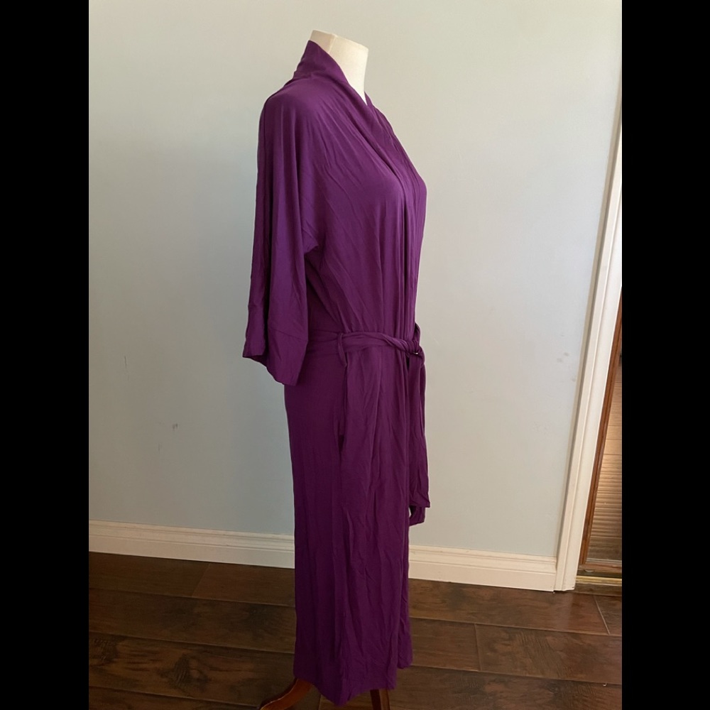 NWOT Women’s Robe Size Small - Picture 5 of 11